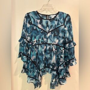 Bar III Women’s Blue and Black Top